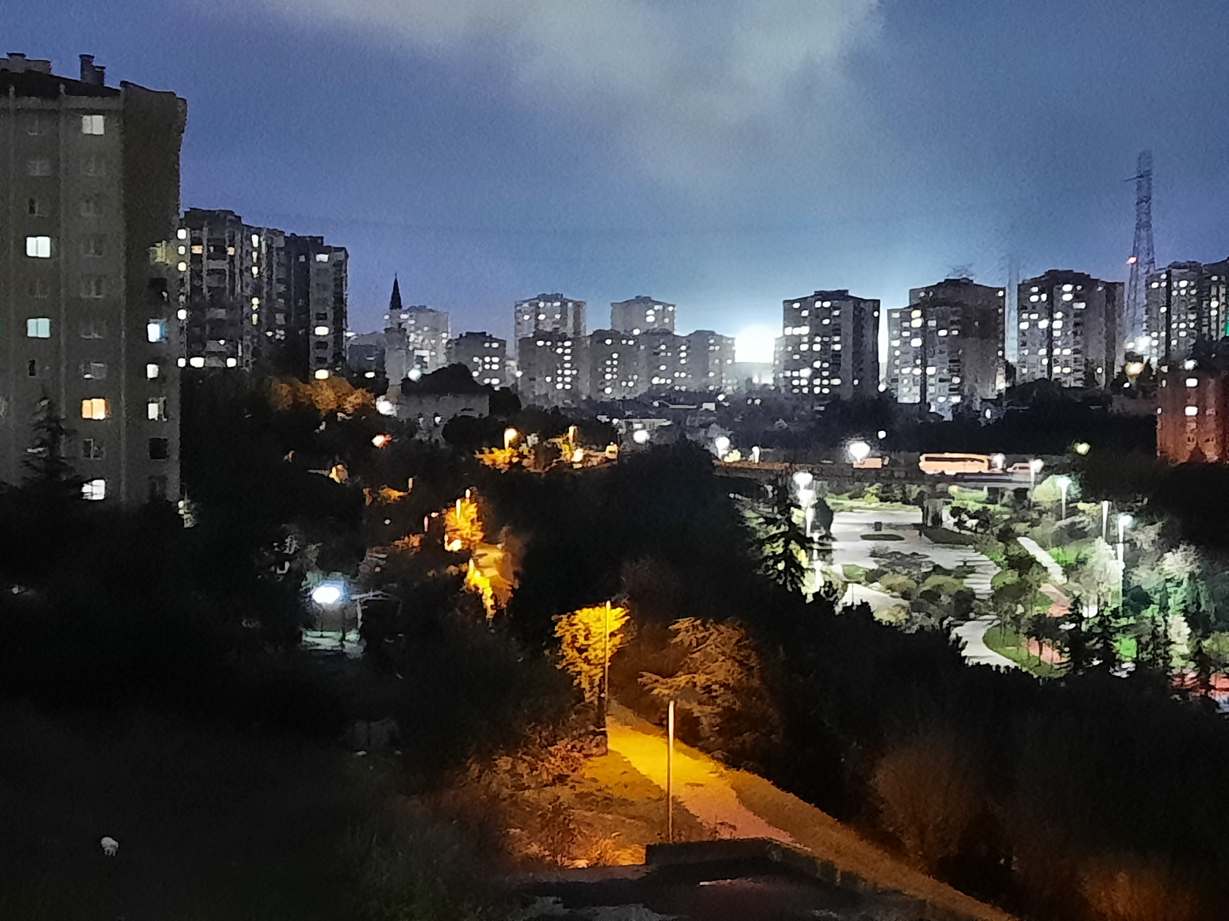 Başakşehir Aşiyan Sitesi'nde Satılık 3. Kat 3+1 135 m² Daire - Fotoğraf 4